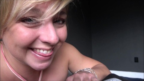 Azgın Halam Bana Kadınları Mutlu Etmenin Yollarını Gösteriyor