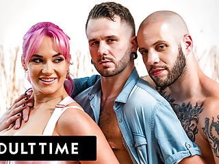 curvy pawg siri dahl'ın ilk evder bire bir üçlü!