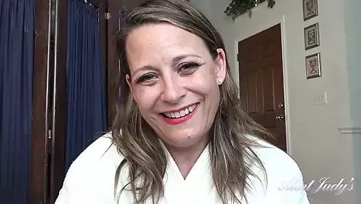 auntjudys - büyük memeli 52 yaşındaki üvey annen jayden seni mastürbasyon yapıyor ve yarrakunu emiyor (pov)