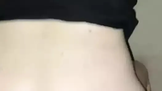 ma chienne qui crie comme une pute que je baise