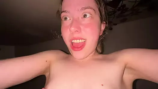 aynı videoda iki ilk! (sadece seksten 5:15 & throatpie 'den 10:15 'te fıskırıyor) ev yapımı amatör oc