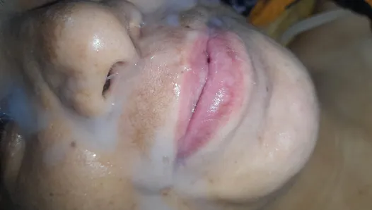 azgın karım amcık parmak ve emiyor büyük penis içinde zevk