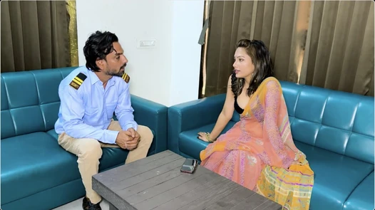 Fotoğraf çekmek için güvenlik görevlisini aramıştı ama onunla seks yapmaya başladı.