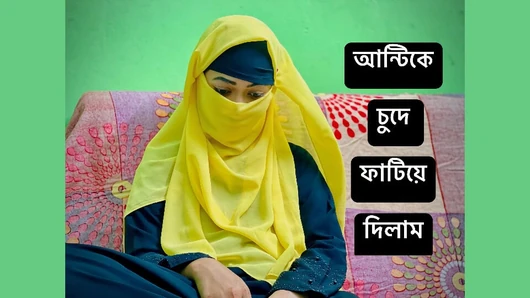 Seksi teyzemle sert ve romantik anların tadını çıkarıyor