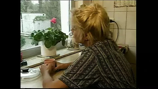 Le Fantasie Sapık di Monique - Bölüm 3