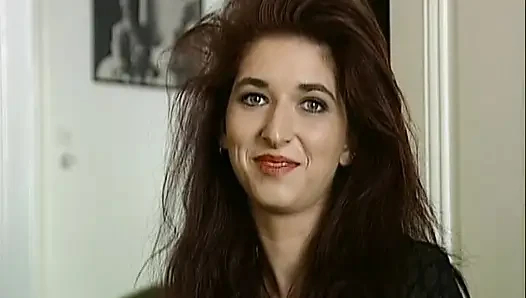 Kızıl saçlı Alman kız bir yüz önce asssikildi