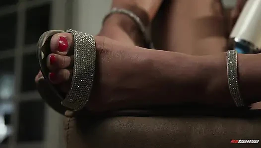 Latin Karısı Scarlit Skandalı Kremalı Pasta ile Doldurulur