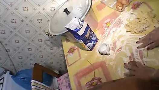 Taze Ev Yapımı Kedi