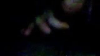 Türk kızı karanlıkta emiyor 