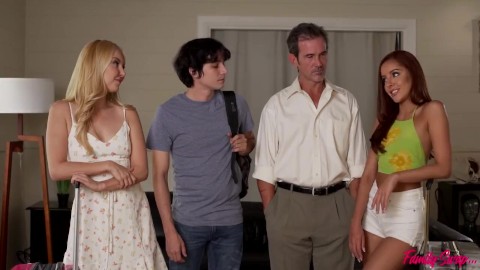 Üvey Annem Ona Isınmam İçin Çok Çabalıyor