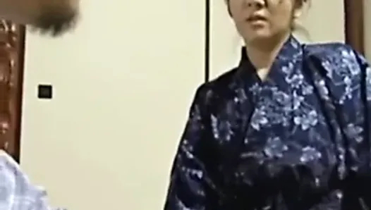 ev hizmetçisi ile sert sikiş