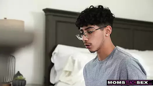 üvey anne erkeklerin ne düşündüğünü biliyor - s19: e10