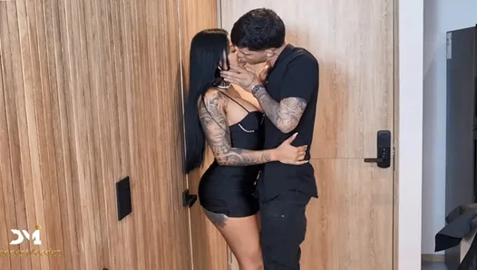 Üvey annem, miras karşılığında arkadan becermeme izin veriyor - Danner Mendez & Mariana Martix