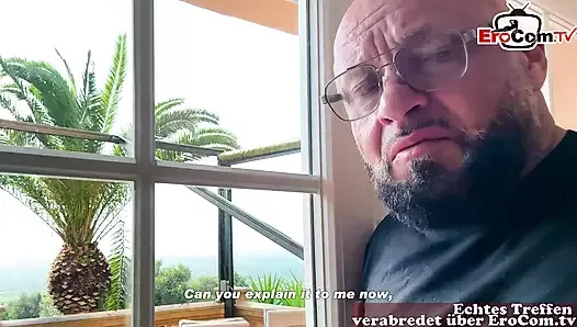 Tombul Alman doğal göğüsler genç çekili için gerçek seks tarih olmadan bir condom