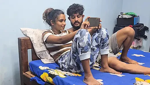 Üvey Kız Kardeşimi Porno İzlerken Yakalüvey ve onu Becerdim