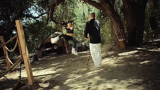 DIGITALPLAYGROUND - Anna Claire Clouds, Küçük Eller Tarafından Toplum İçinde Dövülürken Eski Zamanları Hatırladı