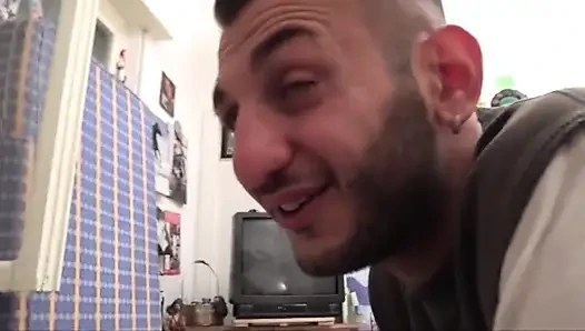 Olgun, sürtük İtalyan hanımdan iki genç horoz